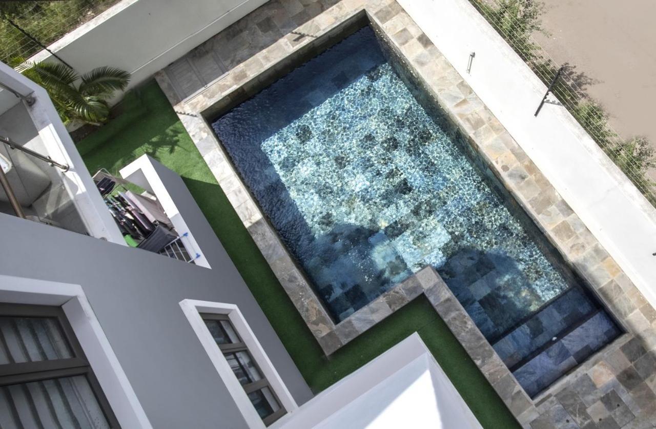 Mayfair Condo In Pereybere Pereybere Beach Extérieur photo